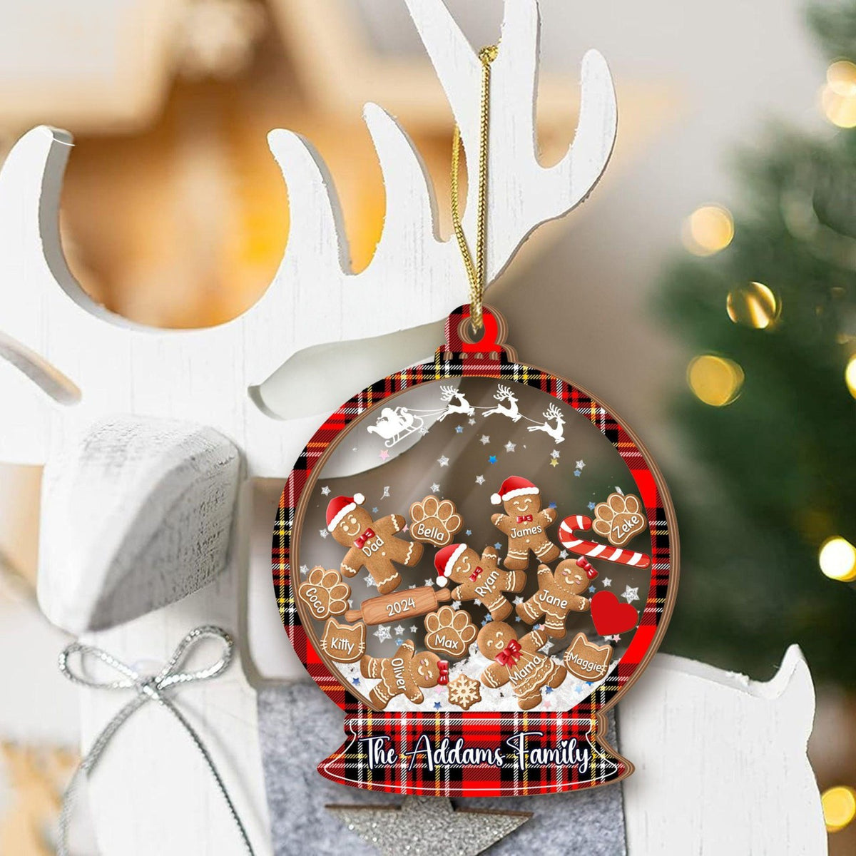 Gingerbread Family With Dog & Cat - Personalized 4D Shaker Ornament - Christmas Gift For Family