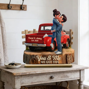 Pickup Truck Kissing Couple - Personalized Wooden Plaque - Anniversary Gift, Valentine's Day Gift For Couple