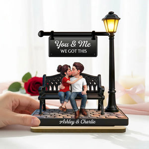3D Couple Kissing Under Lamp Post - Personalized Wooden Plaque With Flat Base - Valentine's Day Gift For Couple