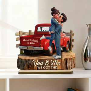 Pickup Truck Kissing Couple - Personalized Wooden Plaque - Anniversary Gift, Valentine's Day Gift For Couple