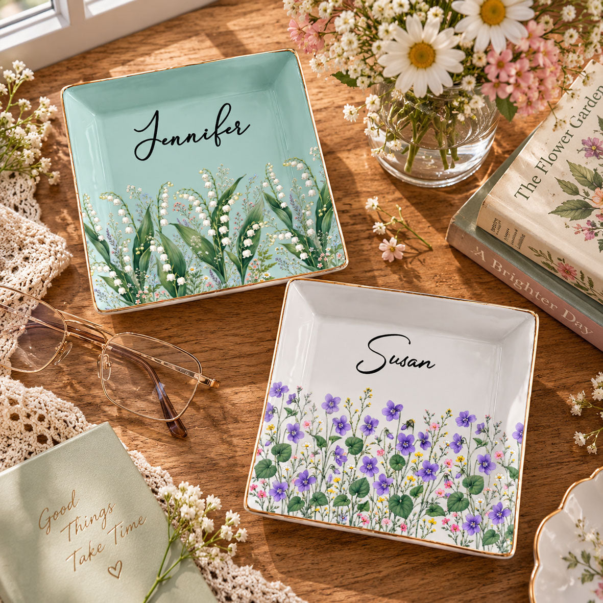 Custom Birth Flower & Name For Her, Gift For Friends, Coworkers, Daughters, Sisters - Personalized Jewelry Dish