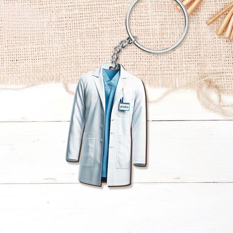 Personalized Doctor Costume Keychain, Doctor Gift, Lab Gift, Dentist, Lab coats Gift, Graduation Gift, Nurse Uniform, Lab Costume Ornament