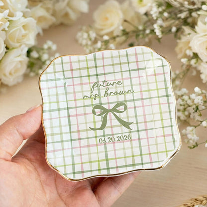 Personalized Bridal Jewelry Tray, Future Mrs Ceramic Ring Dish, Heart Trinket Tray for Bride Engagement Gift c88d41e6-c7fe-430b-90db-d41977d6313b-6.jpg