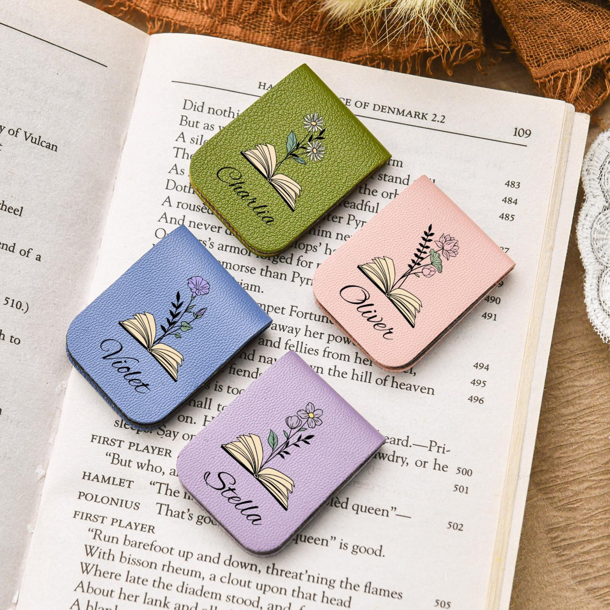 Personalized Birth Flower Magnetic Bookmark, Custom Name Leather Bookmark, Birthday Gift For Book Lover ce80c6fc-b5af-484e-b251-6dbb0f0b08f3-8.png