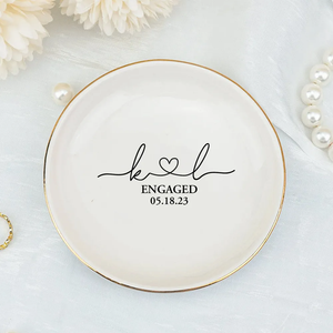 Still feels like we just got married - Personalized Jewelry Dish - Gift For Couples, Married Gift, Gift For Wife d32399d2-58bd-4bdd-a3c9-fe72fe3aa365-ban-1.png
