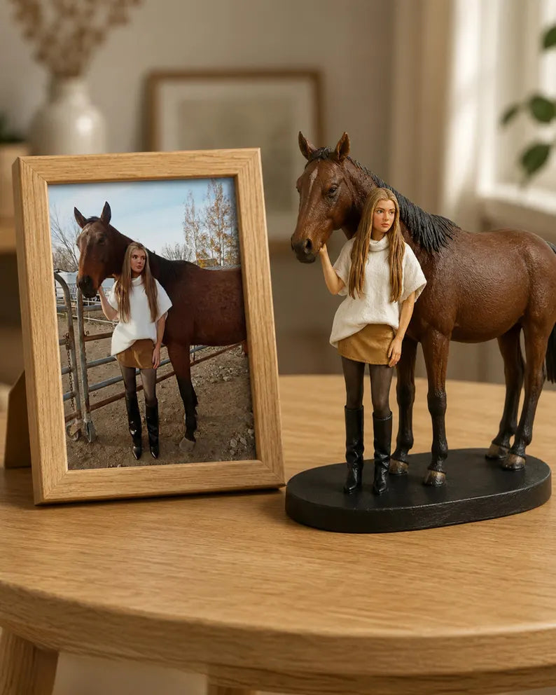 Custom Photo Figurine | Hand-Painted 3D Couple, Family, Pet Portrait Statue d8574c48-5be8-49dc-b9bf-a0651c29e398-hhggfghftrt-5-.webp