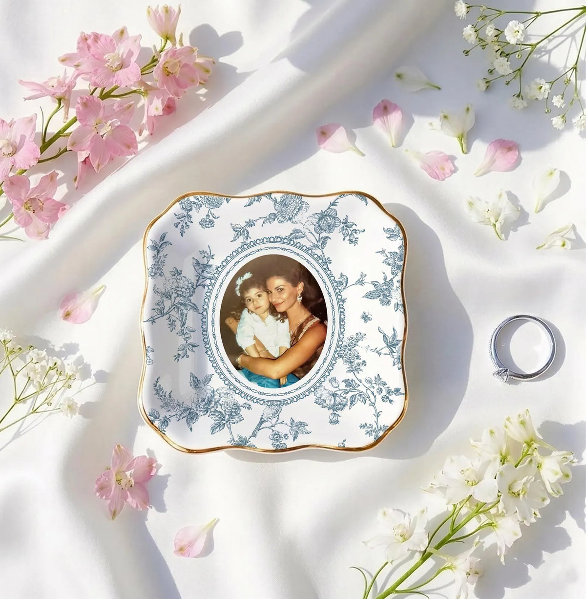 Mother of the Bride Gift, Toile De Jouy Trinket Tray, Custom Mother Photo Ring Dish, Mother of the Bride Wedding Day Gift from Daughter e239a565-acb7-4f98-b0cd-e8387faa8124-GFGFG-2-.webp