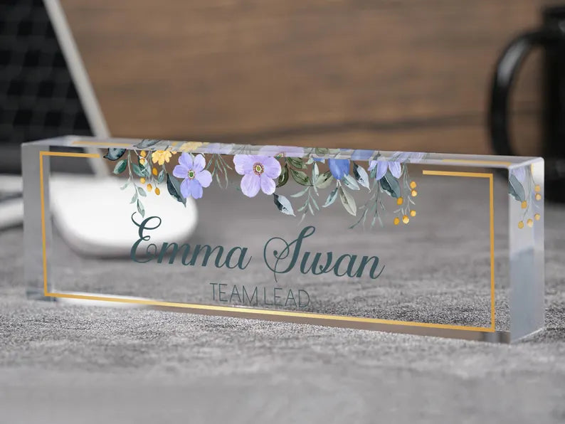 Personalized Acrylic Desk Name Plate, Name Sign Plaque, Teacher Appreciation Gifts, Office Decor e44671a4-4df5-4f9e-9ea9-406e05b3908a-ghydre-1-.webp