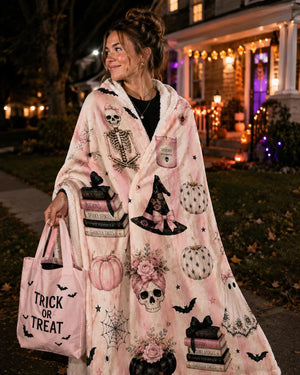 Pink Halloween Blanket, Cute Ghost Throw Blanket, Teen Girl Halloween Gift, College Dorm Blanket, Halloween Blanket For Teen Girl, Cozy Gift fefd1701-27e4-4455-b7f5-debb0ab37bdd-ghnfj-2-.webp
