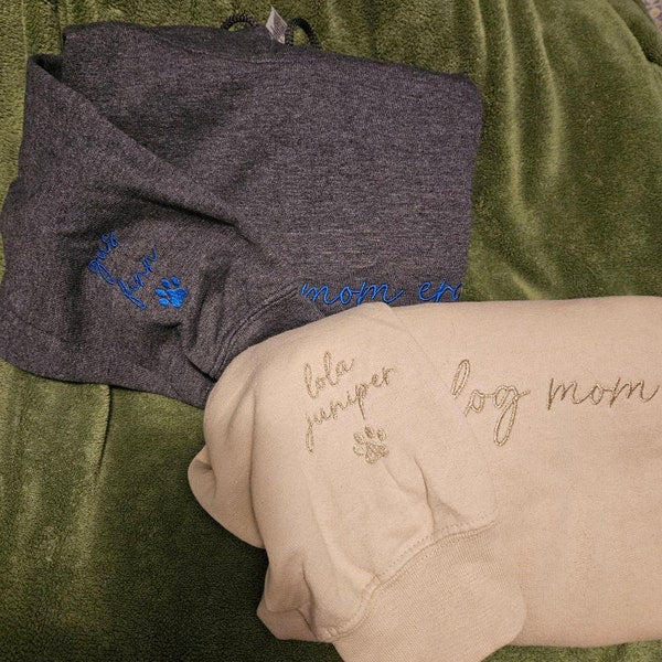 EMBROIDERED in my dog mom era w-Dog Name on sleeve Sweatshirt/Custom Crewneck w-Pet Name/Gift for Dog Lover-New Dog Mom-Fur Mama-Mothers day