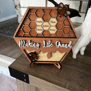 Personalized Bee Hive Family Tree Plaque, Custom Bee Family Gift For Grandma Grandbabees Sign, Mothers Day Gift Grandparents Gift Home Decor