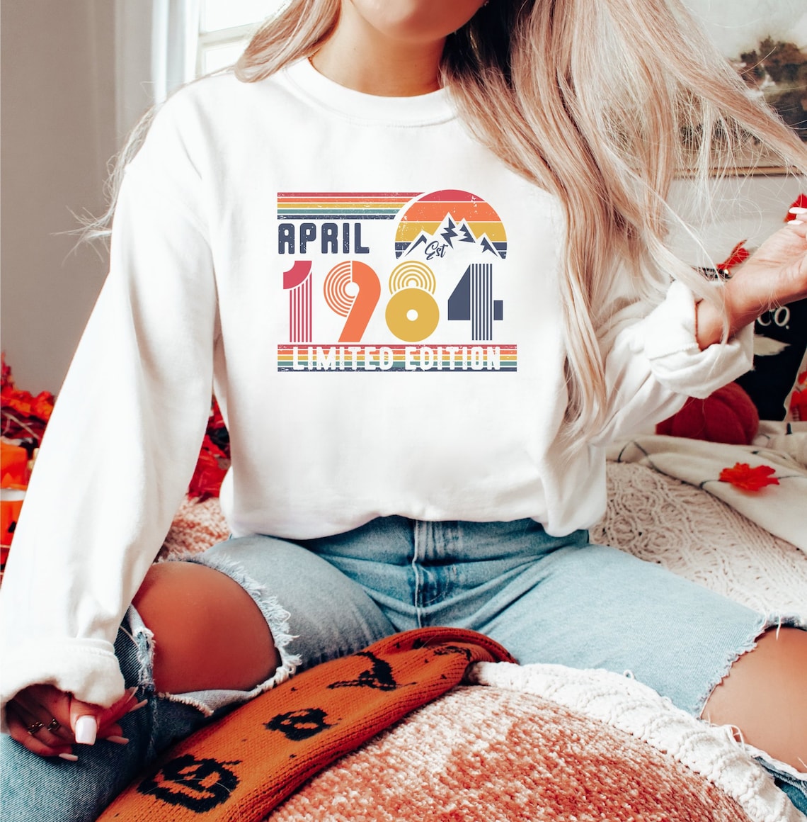 40th Birthday Retro Shirt, 1985 Birthday Sweatshirt Gift, 40 Years Bday Number Hoodie for Women / Men, Forties Bday Tee For Wife Or Husband