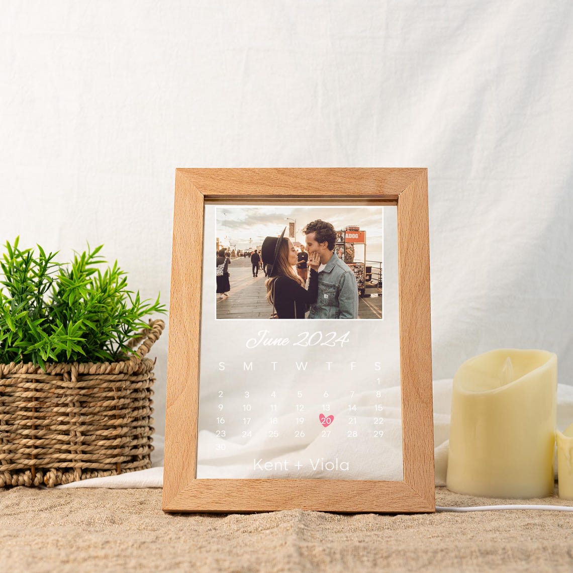 Personalized Calendar Date LED Lamp with Photo, Picture Frame Memorial Night Light for Couple, Engagement, Anniversary Gift, Gift for Mom