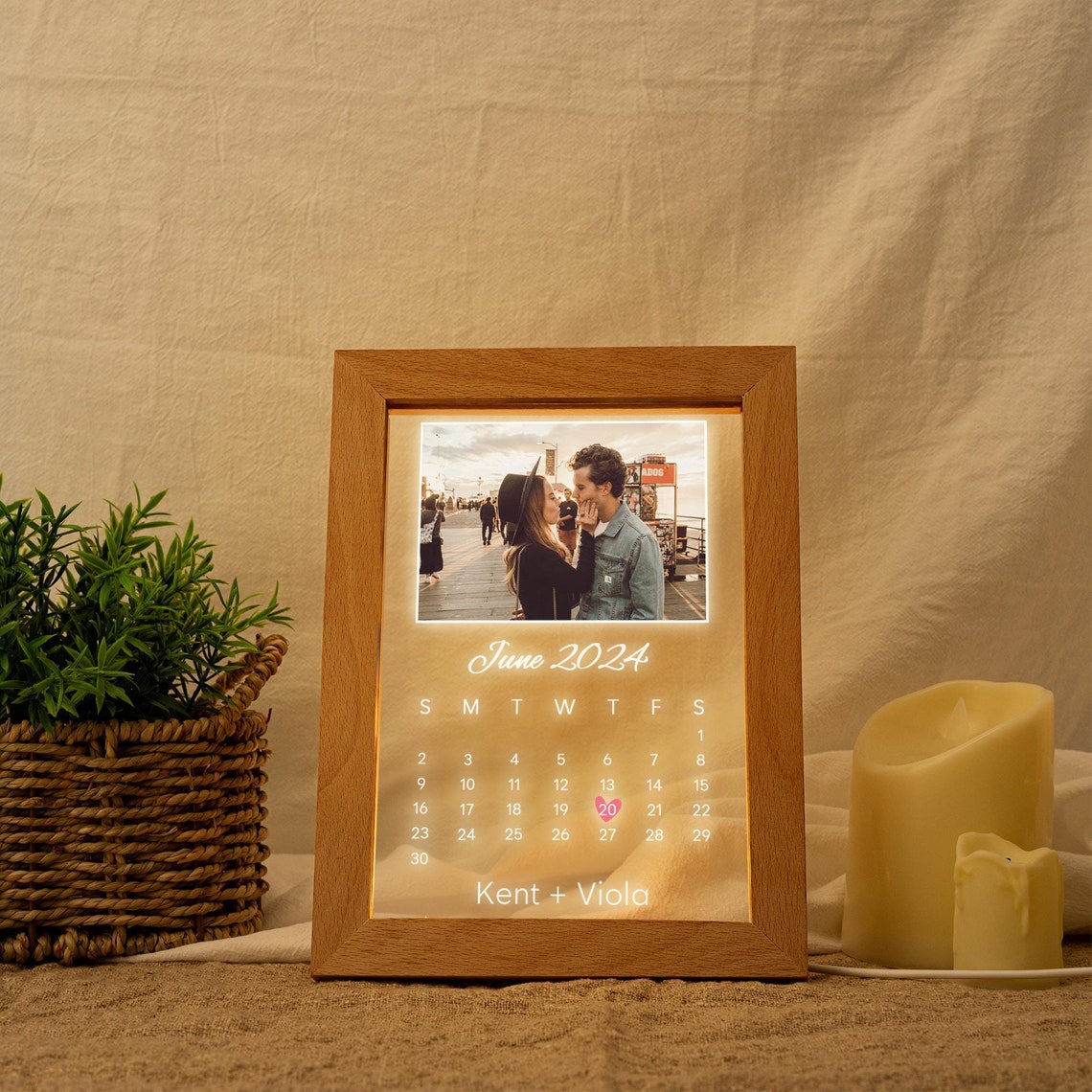 Personalized Calendar Date LED Lamp with Photo, Picture Frame Memorial Night Light for Couple, Engagement, Anniversary Gift, Gift for Mom
