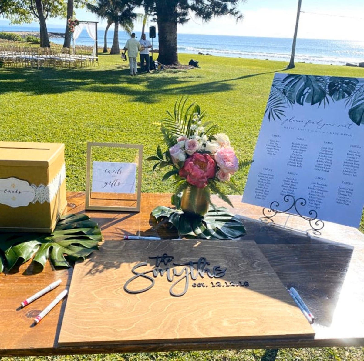 Wedding guest book alternative | Wedding welcome sign | Last name sign | Family name sign | Wedding date wood sign | Wood guestbook