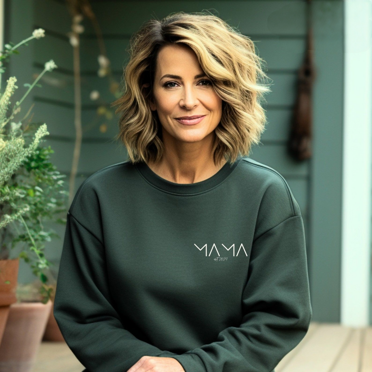 Personalised Mama Sweatshirt, Minimalist T-Shirt, Mother's Day Gift, Modern Mama Hoodie, Pregnancy Announcement Tee, New Mom To Be Gift