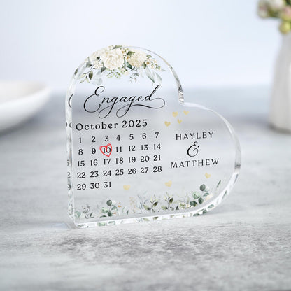 Personalised Engagement Gift Present, Engaged Gift, Engagement Date Keepsake Heart Plaque, Date Calendar Gift, Congratulations Gift