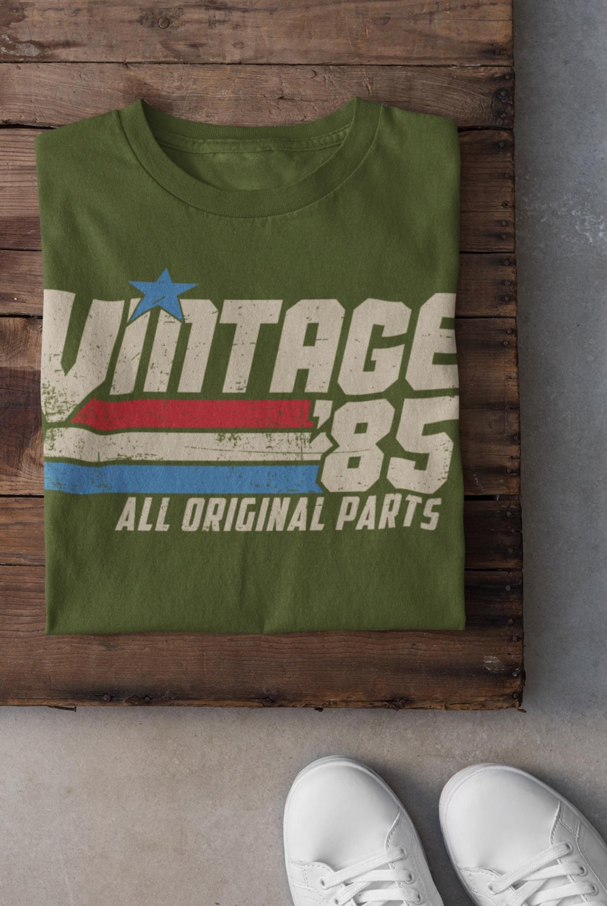 Retro 40th Birthday Gift for Men, Vintage 1985 T-Shirt, 40 Years Old Gift, Classic Eighties Tee, Birthday Present for Him, Dad, Husband