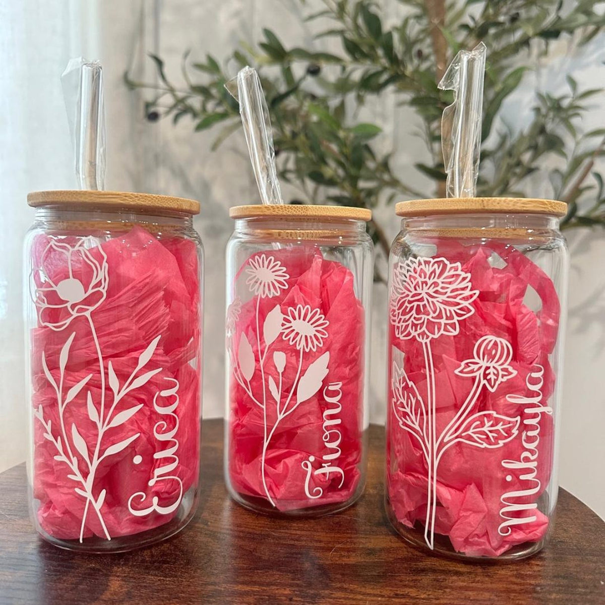 Personalized Birth Flower Glass Cup With Name, Iced Coffee Glass, Birth Flower Gift, Bridesmaid Proposal, Flower Girl Proposal