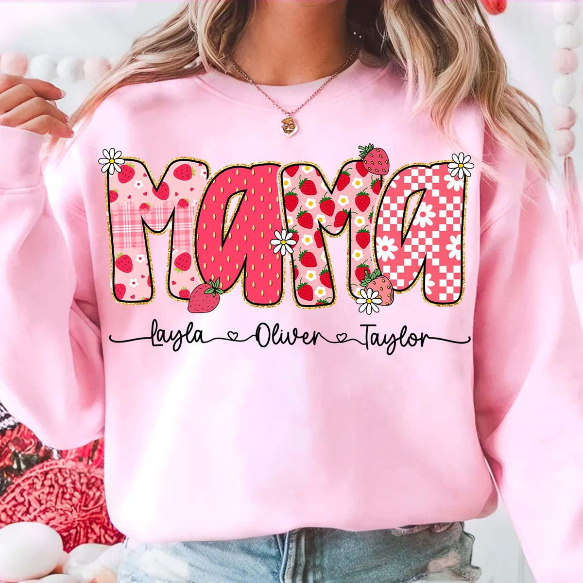 Preppy Mama Strawberry Glitter, Cute Strawberry Floral Mama with kids names, Custom Preppy Mama