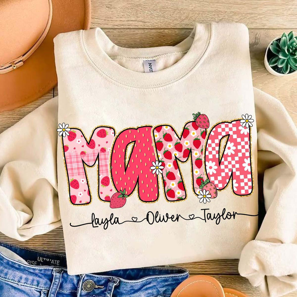 Preppy Mama Strawberry Glitter, Cute Strawberry Floral Mama with kids names, Custom Preppy Mama