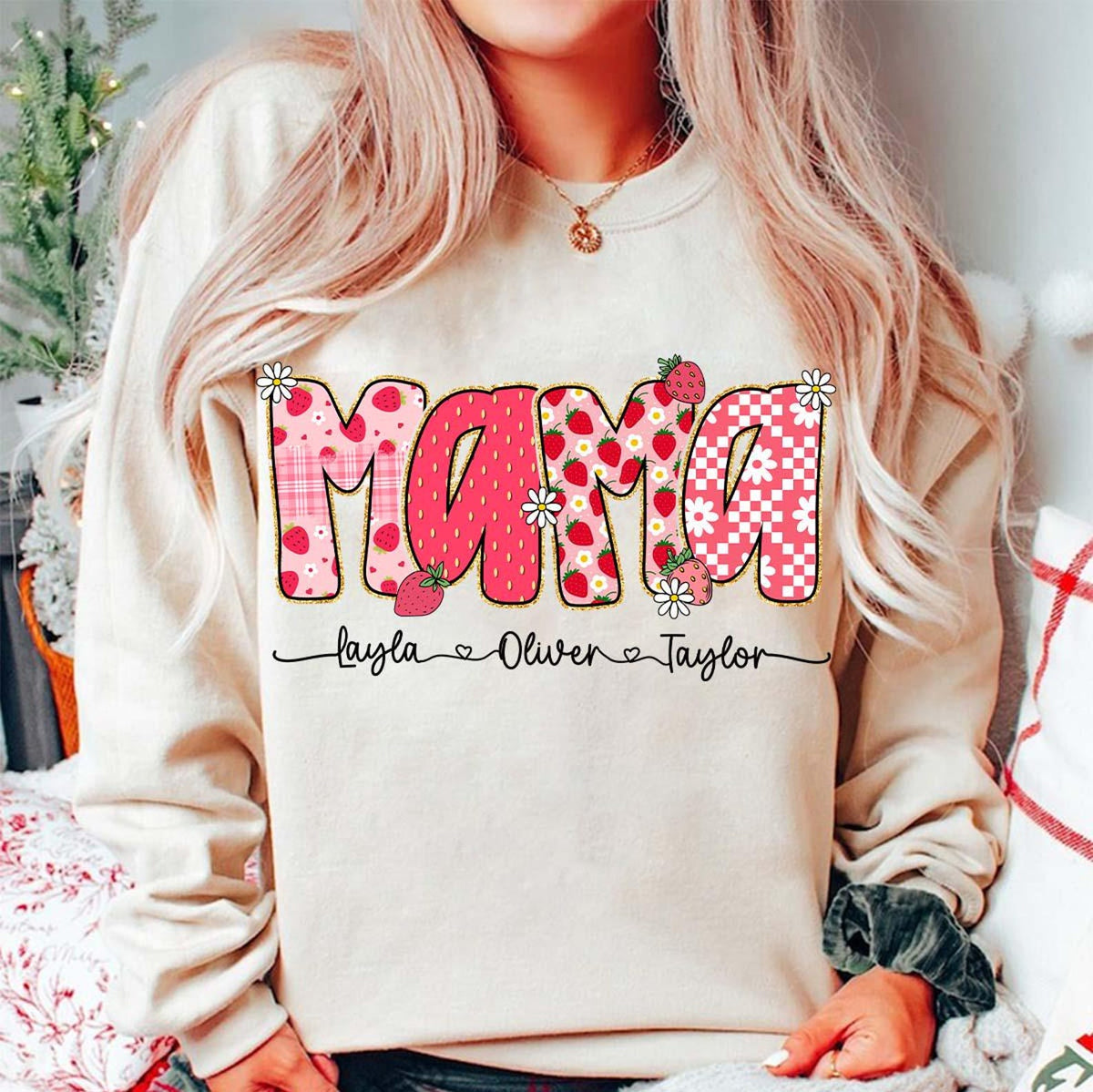 Preppy Mama Strawberry Glitter, Cute Strawberry Floral Mama with kids names, Custom Preppy Mama