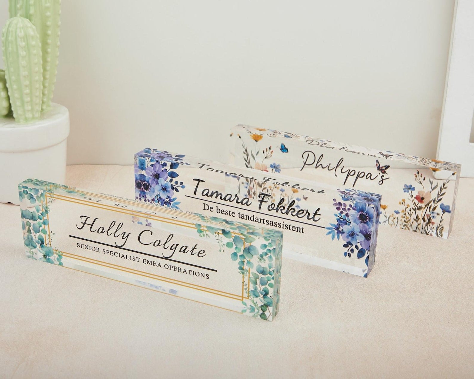 Desk Plaque,Acrylic Desk Name Plate, Floral Office Decor, Custom Teacher Gift,Name plate,New Job Gift