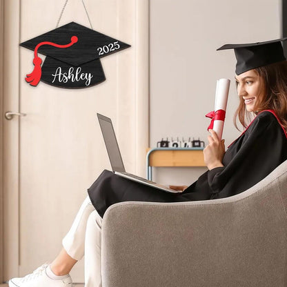 Graduation Cap Personalized Wood Sign, Custom Name & Year Grad Door Hanger, Senior 2025 Decor, Graduation Party Sign, Graduate Gift