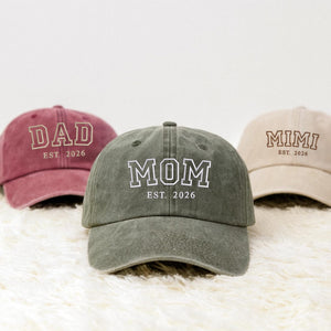 Custom Embroidered Mom and Dad EST 2026 Hat, Pregnancy Reveal Cap, Baby Announcement Gift, New Parents Baseball Hat,Mothers Day Gift for Mum