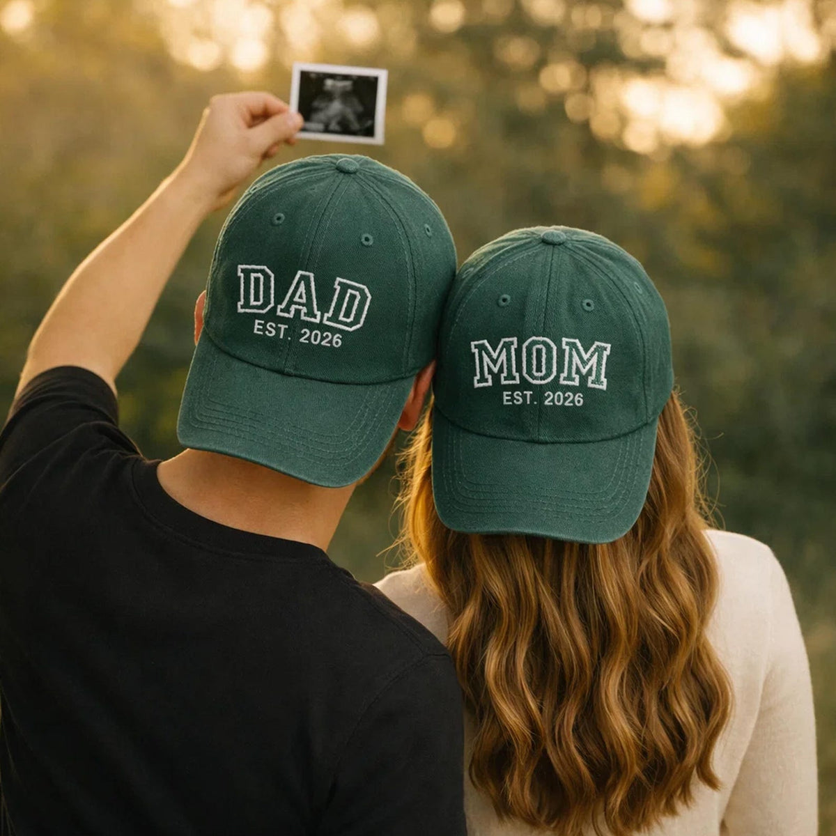Custom Embroidered Mom and Dad EST 2026 Hat, Pregnancy Reveal Cap, Baby Announcement Gift, New Parents Baseball Hat,Mothers Day Gift for Mum
