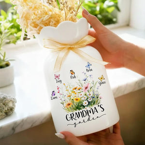 Personalized Flower Vase for Mom, Ceramic Flower Vase with Butterfly, Gift from Grandkids, Mother's Day Gift for Mom Grandma, Birthday Gifts