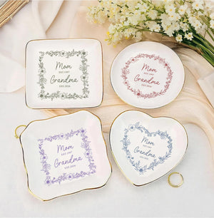 Personalized Grandma Est Ring Dish, First Time Grandma Gift, Promoted To Grandma Ceramic Jewelry Tray, Mothers Day Gift for Grandma
