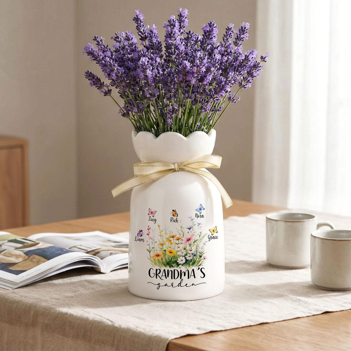Personalized Flower Vase for Mom, Ceramic Flower Vase with Butterfly, Gift from Grandkids, Mother's Day Gift for Mom Grandma, Birthday Gifts