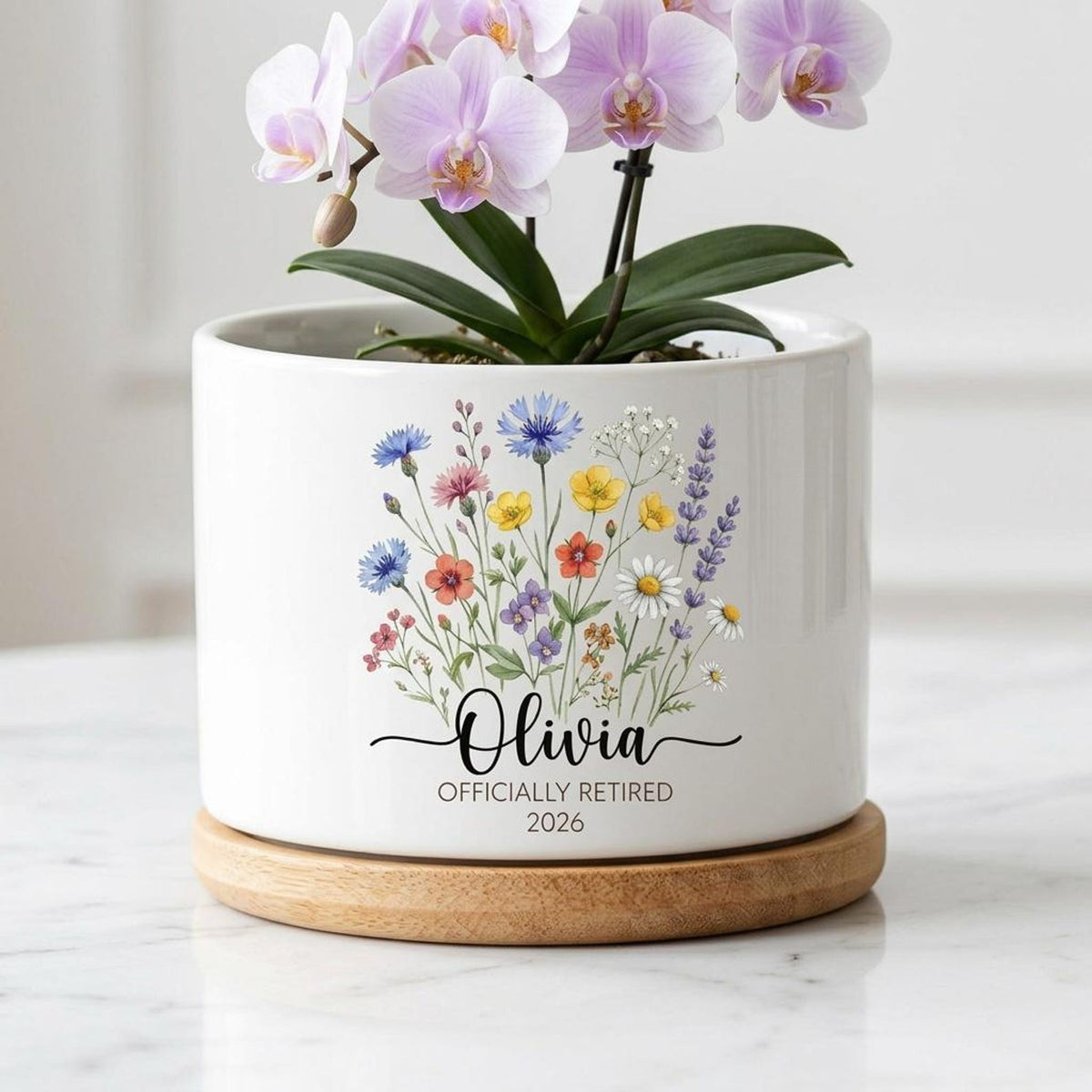Personalized Retirement Gift for Women, Custom Name Retired 2026 Flower Pot, Retirement Mug for Coworker Teacher Mom, Floral Garden Gift Cup