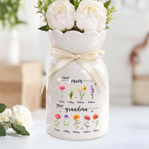 Personalized First Mom Now Grandma Flower Vase, Birth Month Flower Vase with Grandkids Name, Grandma Gift, Mothers Day Gift