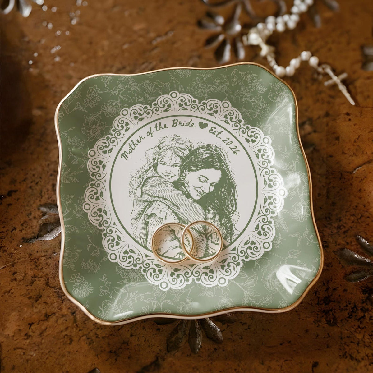 Personalized Mother of the Bride Photo Jewelry Dish, Custom Toile De Jouy Mom Photo Ring Dish, MOB MOG Wedding Gift from Daughter