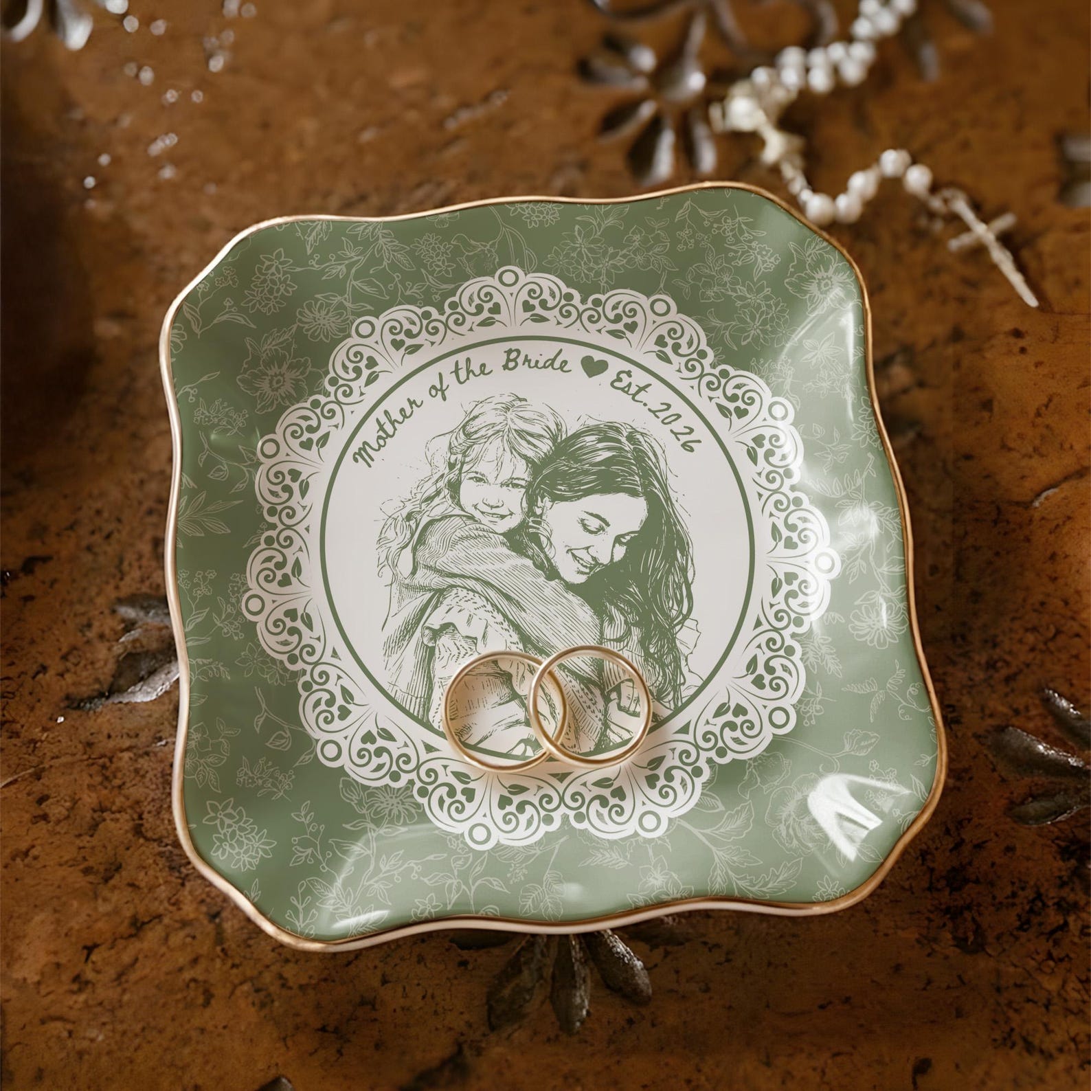 Personalized Mother of the Bride Photo Jewelry Dish, Custom Toile De Jouy Mom Photo Ring Dish, MOB MOG Wedding Gift from Daughter