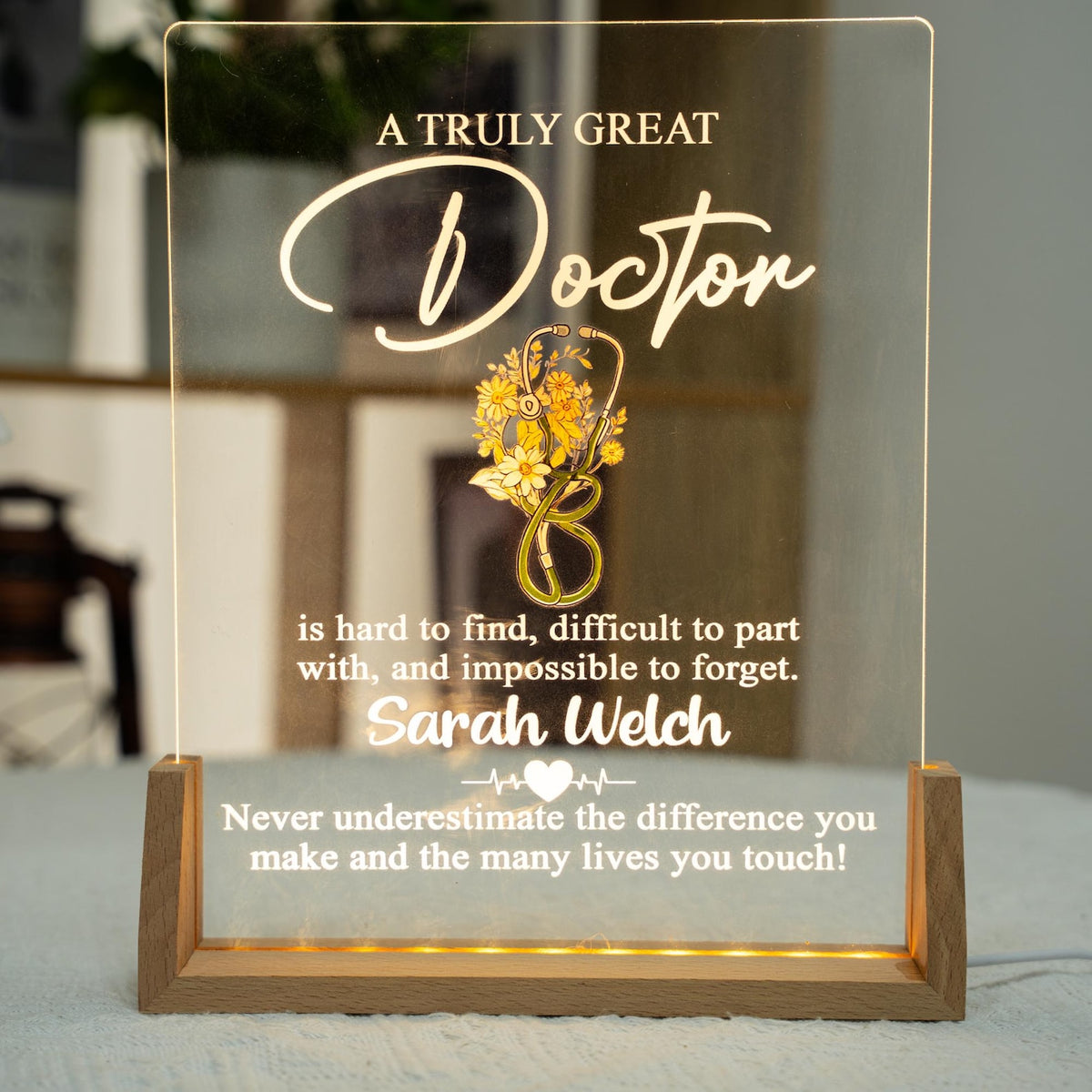 Custom Doctor LED Light Desk Name Plate Personalized Acrylic Name Sign for Doctor Office Medical Desk Decor Graduation Gift for Doctor