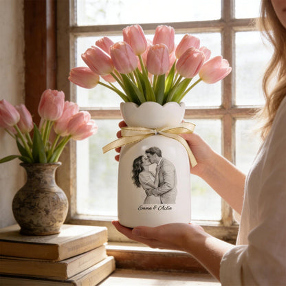 Custom Line Portrait Flower Vase, Personalized Ceramic Flower Vase with Couple Photo Drawing, Wedding Anniversary Gift for Her, Gift for Mom