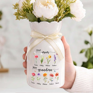 Personalized First Mom Now Grandma Flower Vase, Birth Month Flower Vase with Grandkids Name, Grandma Gift, Mothers Day Gift