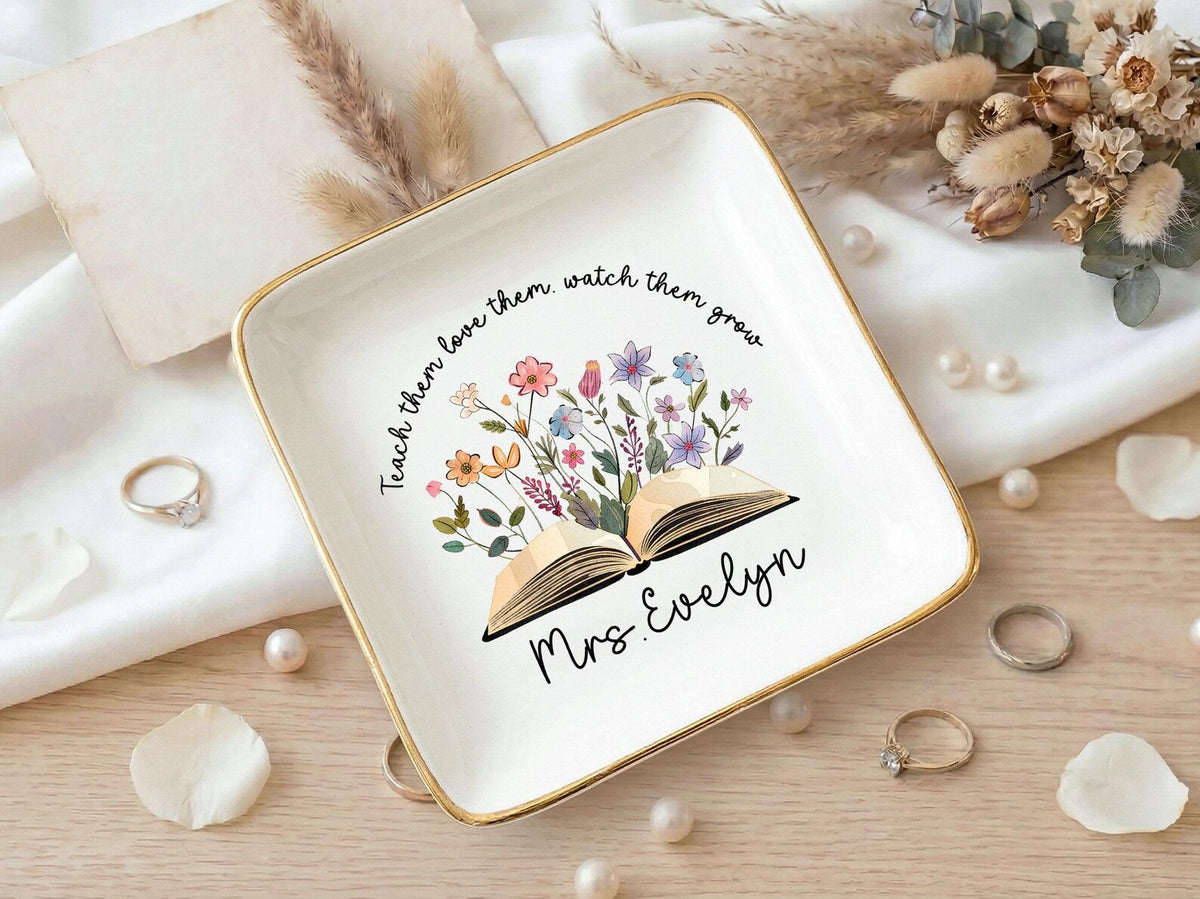 Personalized Graduation Jewelry Dish, Custom Name Ring Dish, Class of 2026 Gift, Teacher Appreciation Gift, Book Lover Gift, Gift for Her