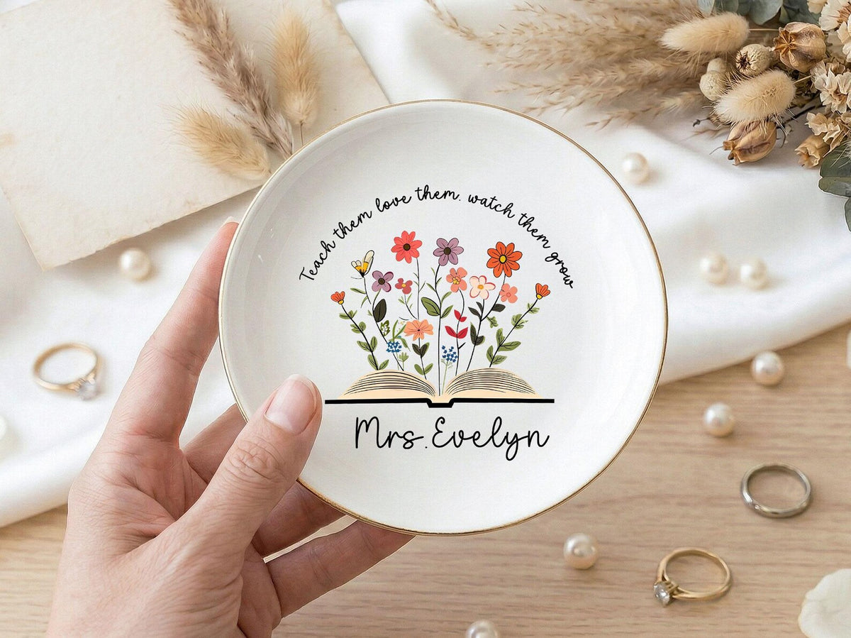 Personalized Graduation Jewelry Dish, Custom Name Ring Dish, Class of 2026 Gift, Teacher Appreciation Gift, Book Lover Gift, Gift for Her