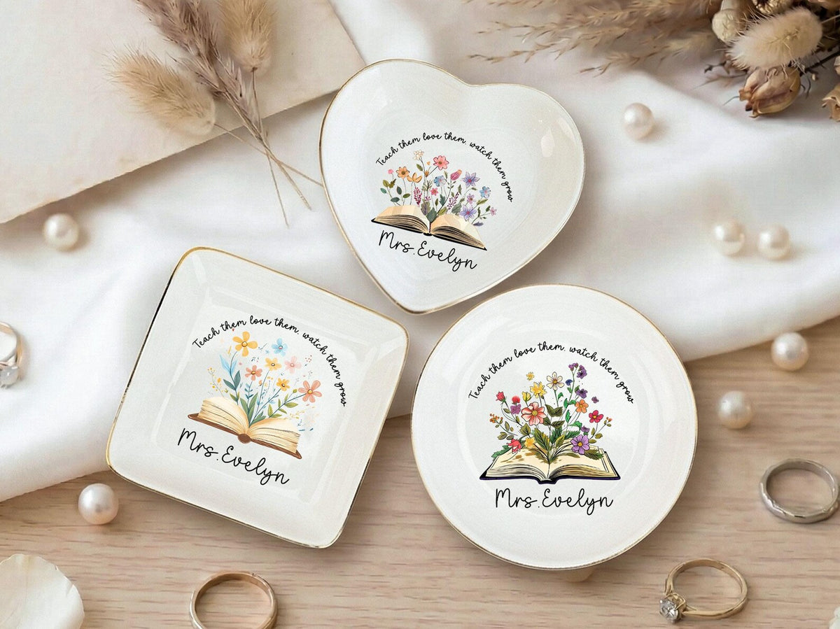Personalized Graduation Jewelry Dish, Custom Name Ring Dish, Class of 2026 Gift, Teacher Appreciation Gift, Book Lover Gift, Gift for Her
