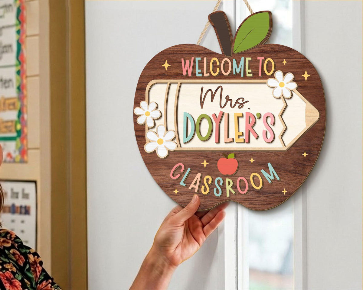 Personalized Apple Teacher Name Door Sign, 3D Welcome Door Hanger, Back to School Classroom Decor, Teacher Appreciation Gifts, Teacher Gift