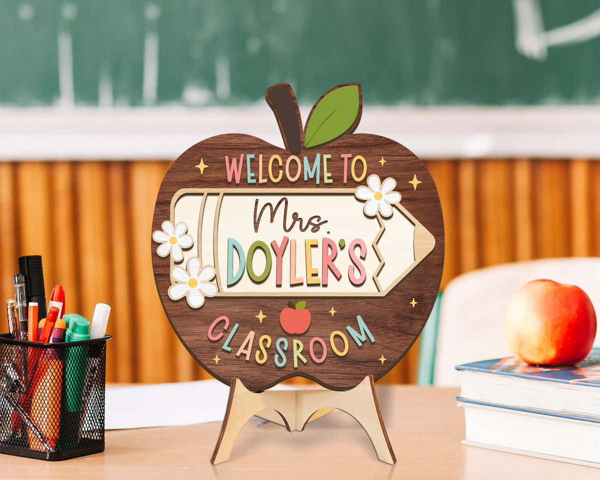 Personalized Apple Teacher Name Door Sign, 3D Welcome Door Hanger, Back to School Classroom Decor, Teacher Appreciation Gifts, Teacher Gift