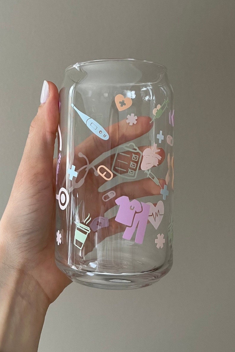 Custom Nurse Libbey Glass with Bamboo Lid and Straw | Personalized Nurse Beer Can Glass | Nurse Appreciation Gift | Iced Coffee | RN LPN CNA