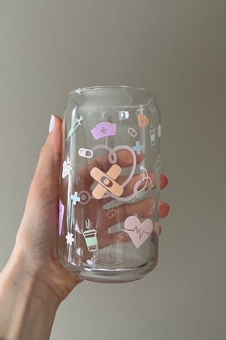 Custom Nurse Libbey Glass with Bamboo Lid and Straw | Personalized Nurse Beer Can Glass | Nurse Appreciation Gift | Iced Coffee | RN LPN CNA