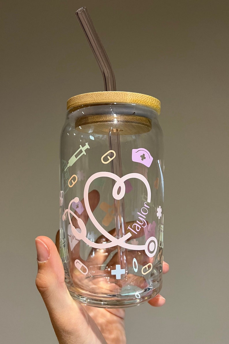 Custom Nurse Libbey Glass with Bamboo Lid and Straw | Personalized Nurse Beer Can Glass | Nurse Appreciation Gift | Iced Coffee | RN LPN CNA