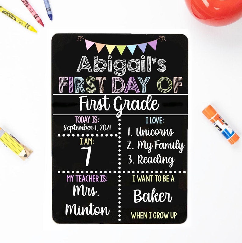 First and Last Day of School Sign, Liquid Chalk Dry Erase School Board, Reusable First Day of School Sign, Classic Pastel School Sign Set