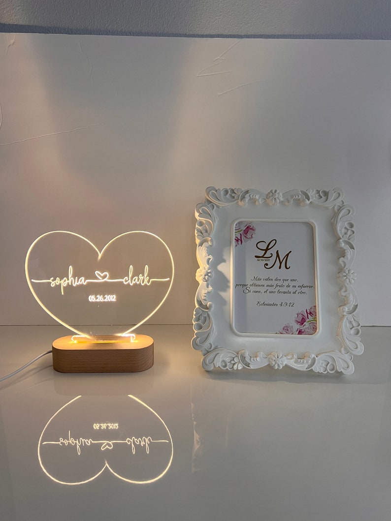 Custom Night Light as Valentines Day Gift - Anniversary gift - Romantic gift for couple - Gift for Him - Names And Date - Engagement Gift